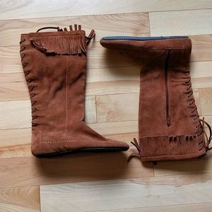 Moccasin boots